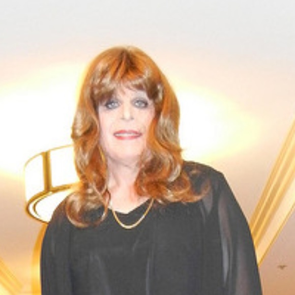 Meet your Posher, Patti - Picture 5 of 6